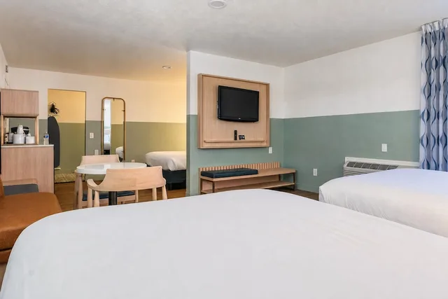 غرفة عائلية بسريرين كوين، Stargazer Inn And Suites 4/10