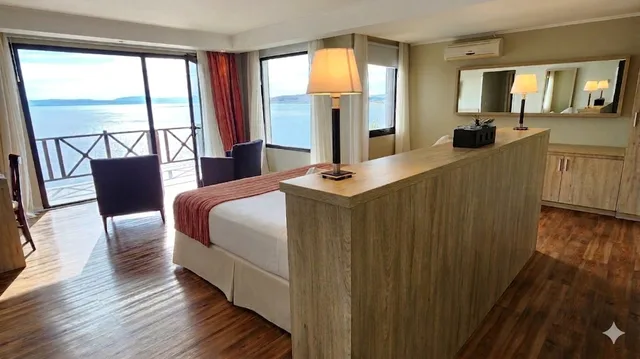 Presidential Suite, Xelena Hotel and Suites 3/9