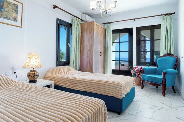 Sea, 2 Bedrooms, Collection, Queen and Twin Beds، Assa Maris Beach Hotel 4/10