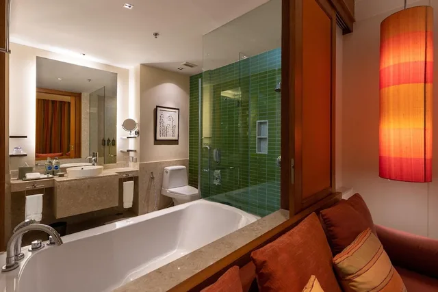 1 Bedroom, Suite, King Bed, Lagoon View, Sofa، Sheraton Hua Hin Resort And Spa 4/5