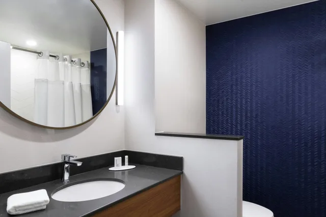 غرفة بسرير كينج، Fairfield Inn & Suites by Marriott O’Fallon, IL 2/2