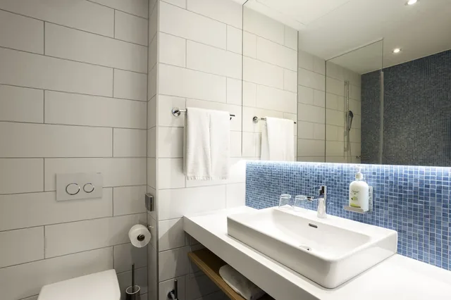 غرفة قياسية بسرير كوين مع أريكة، Holiday Inn Express MUNICH CITY WEST 6/9