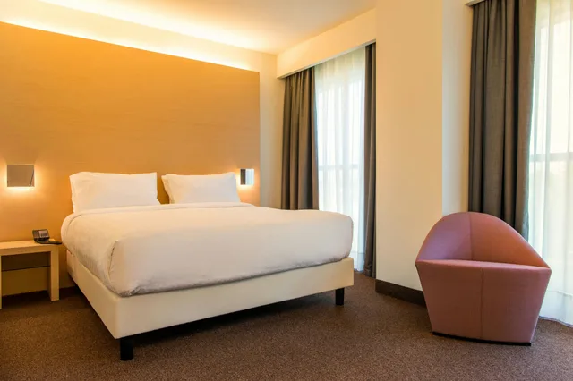 غرفة بسرير كينج، Four Points by Sheraton Venice Mestre 1/2