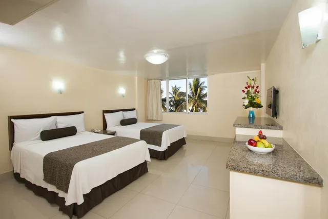 غرفة بسريرين مزدوجين بإطلالة على البحيرة، Don Pelayo Pacific Beach Hotel 2/7