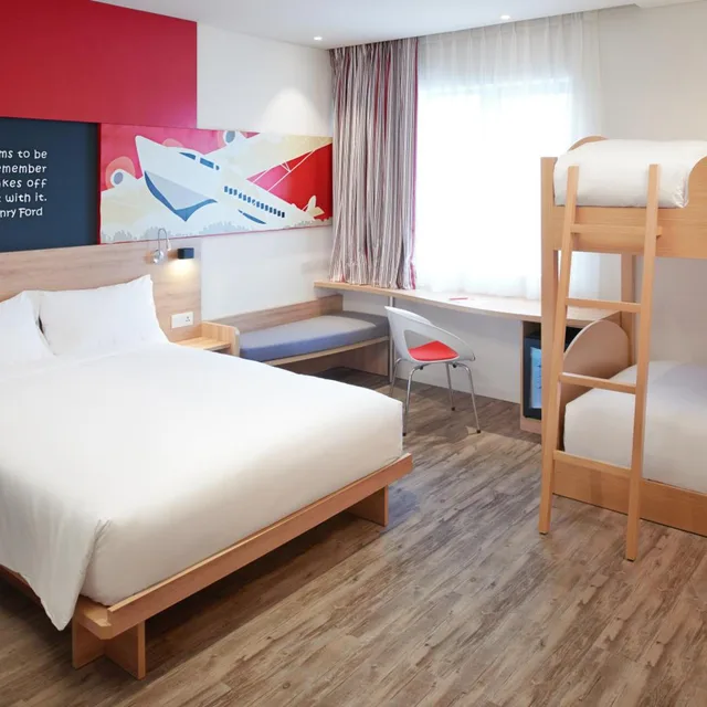 غرفة عائلية، Ibis Saigon Airport 3/8