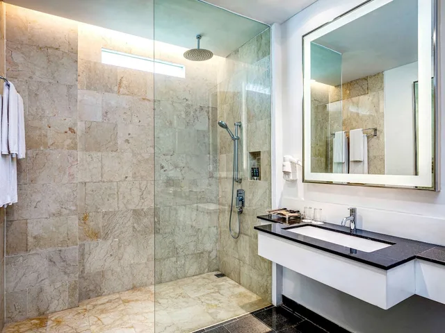 غرفة سوبيريور بسرير كينج، Novotel Palembang Hotel & Residence 6/6
