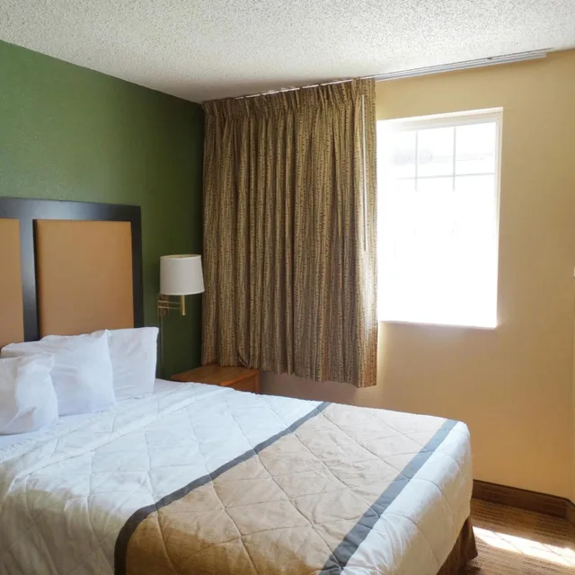 1 Bedroom, Suite, Queen Bed, Extended Stay America - Louisville - Alliant Avenue 2/10