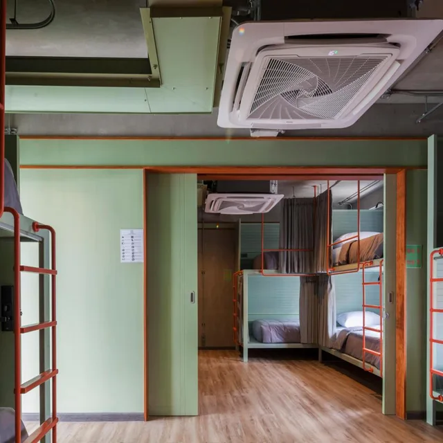 سكن مشترك مختلط، Samsen Street Hotel 4/4