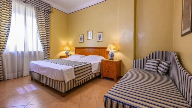 غرفة مفردة بسرير مزدوج، Albergo Reggio 3/10