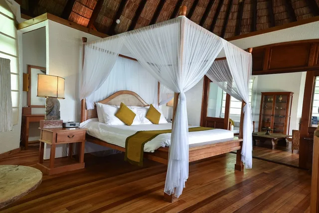 Lagoon Villa, King Bed، Coco Palm Dhuni Kolhu 1/8