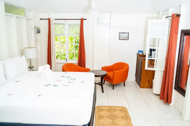 كوخ بسرير كينج بغرفة نوم واحدة، Fond Doux Holiday Plantation 1/3