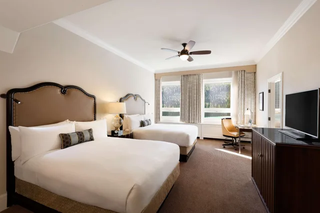 غرفة ديلوكس بسريرين كوين، Fairmont Chateau Lake Louise 6/10