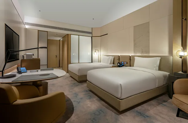 غرفة ديلوكس تنفيذية بسريرين منفصلين، Hilton Shenzhen World Exhibition Convention Center 1/3