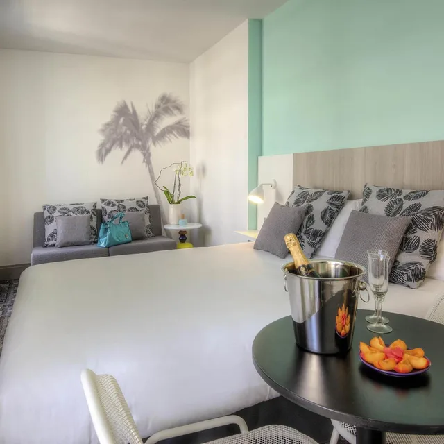 غرفة بسرير كوين مع أريكة، Ibis Styles Nice Centre Gare 4/8
