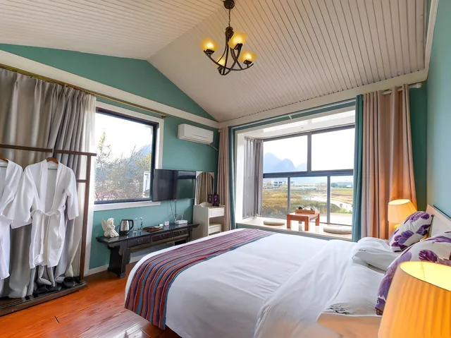 Panorama, Queen Bed، Secret Courtyard Resort Hotel 1/3