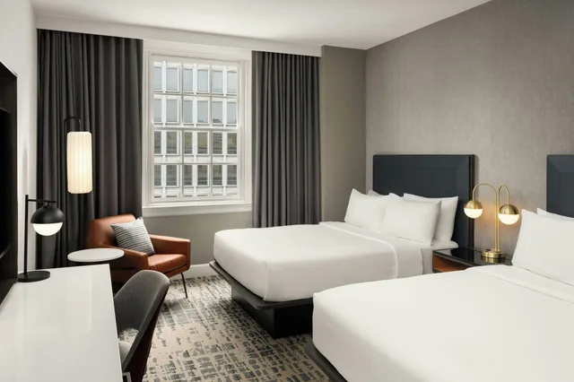 جناح بسريرين كوين بغرفة نوم واحدة، Le Meridien Philadelphia 1/5