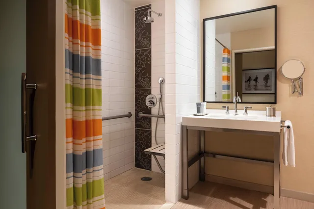 Deluxe, Double Bed, Jw Marriott Los Angeles L A Live 5/5