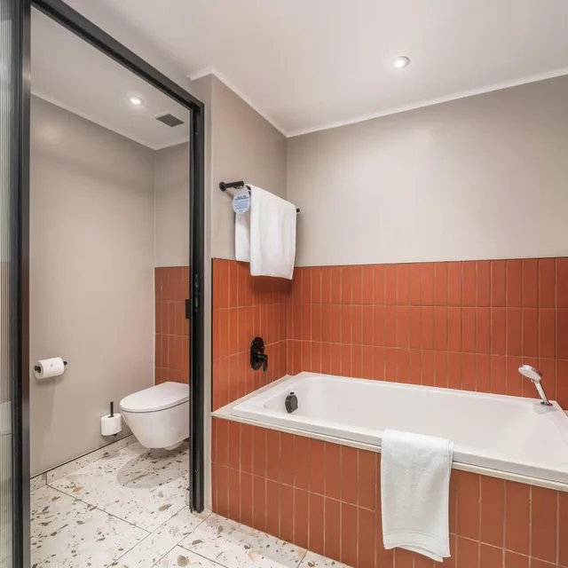 غرفة قياسية بسريرين منفصلين لغير المدخنين، Courtyard Gqeberha 7/9