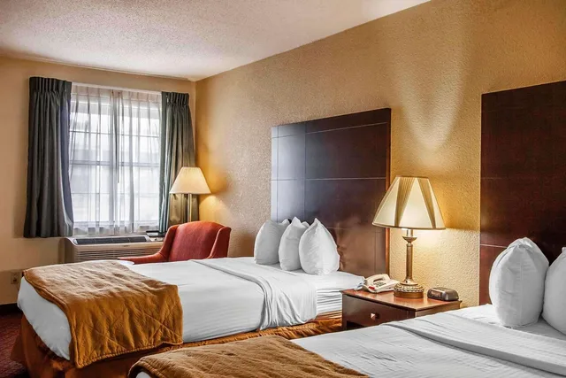 غرفة بسريرين مزدوجين، Quality Inn & Suites Covington 1/4