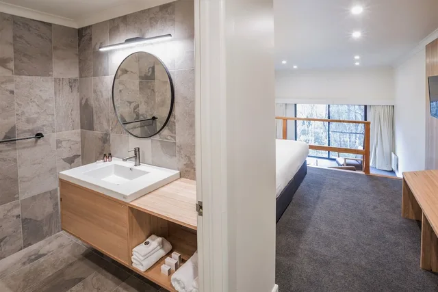 Premier, King Bed, Two Story، Cradle Mountain Hotel 3/3