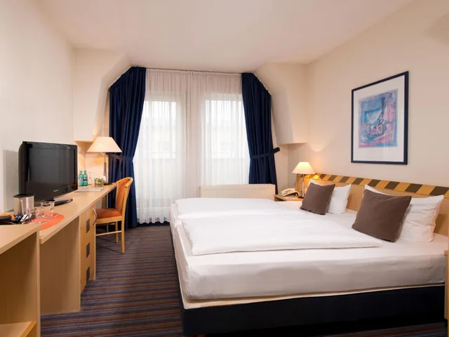 Business, Triple, 3 Beds, ACHAT Hotel Dresden Elbufer 5/9