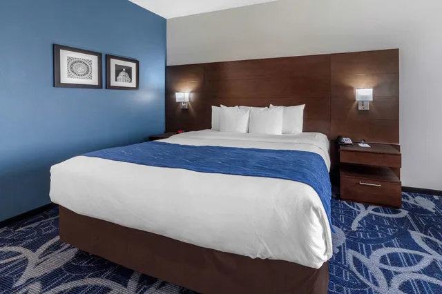 غرفة قياسية بسرير كينج، Comfort Inn And Suites Oklahoma City South I 35 2/10