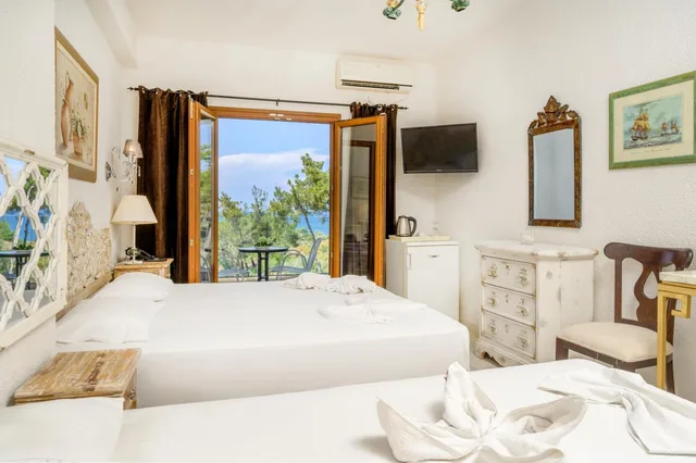 غرفة سوبيريور رباعية، Leandros Hotel 4/10