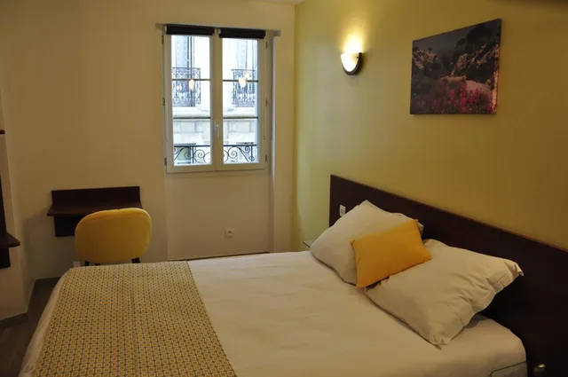 غرفة كبيرة بسرير مزدوج، Massilia Hotel 4/10