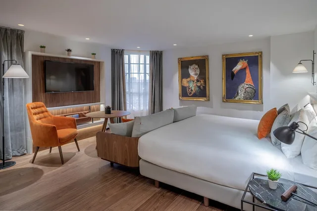 The Level, Junior Suite, King Bed, Sofa, Executive Lounge Access، The Level At The Melia White House 7/10