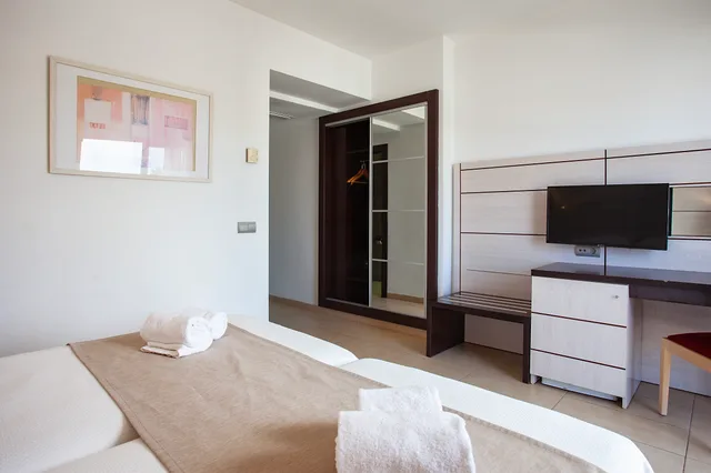 غرفة قياسية مفردة بسرير مزدوج، Hotel Puchet Ibiza 10/10