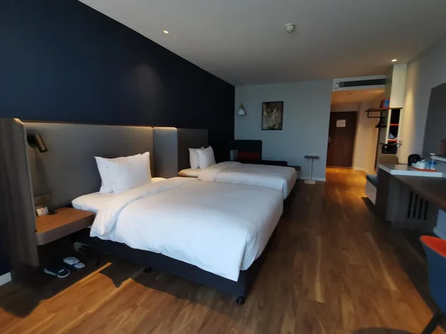 غرفة قياسية بسريرين منفصلين لذوي الإعاقة، Holiday Inn Express Xi'an Intl Trade&Logistic Park 3/5