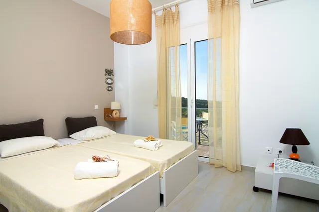 2 Bedrooms, Apartment, 2 Double Beds, Sea View, Pool Access، Iperion Apartment 2/3