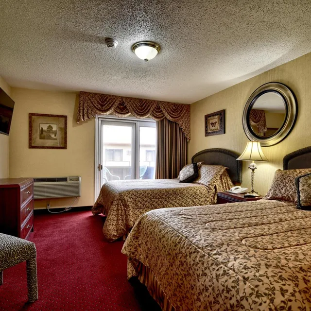 جناح بسرير مزدوج بإطلالة على الحديقة، Roosevelt Inn And Suites 3/5