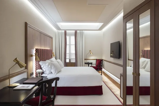 غرفة ديلوكس بسرير مزدوج، Palacio Solecio 2/4