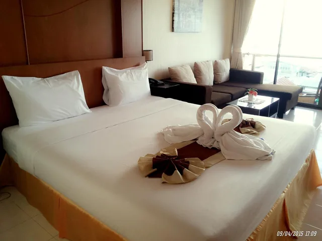 غرفة سوبيريور بسرير مزدوج أو سريرين منفصلين بإطلالة على البحر، Seaview Hotel Sriracha 1/10