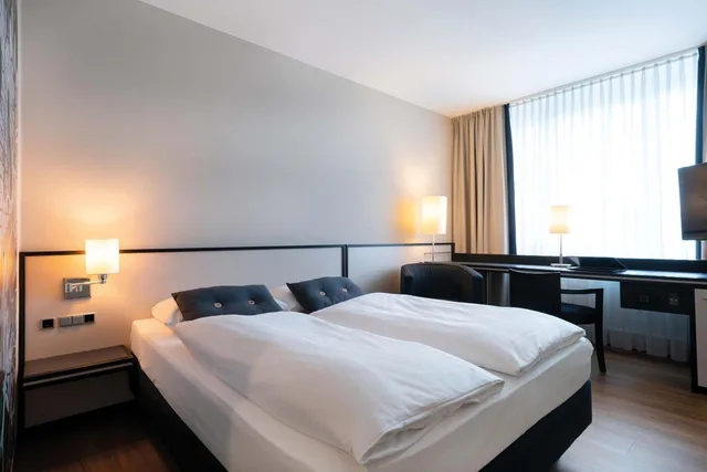 Standard, Double Bed, Sunday Hotel Bad Honnef 7/15