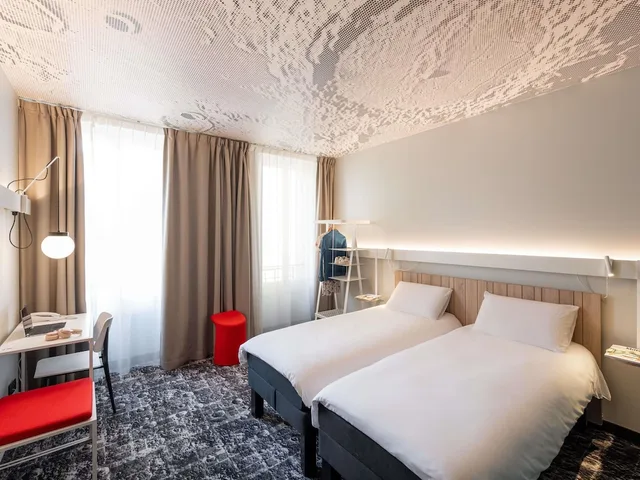 غرفة قياسية بسريرين منفصلين، Ibis Lyon Centre Perrache Hotel 4/10
