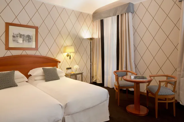 غرفة قياسية بسرير مزدوج، Starhotels Majestic 1/10