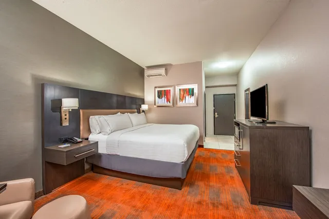 غرفة قياسية بسريرين كوين، Holiday Inn Express Suites Shawnee Kansas City West 3/5