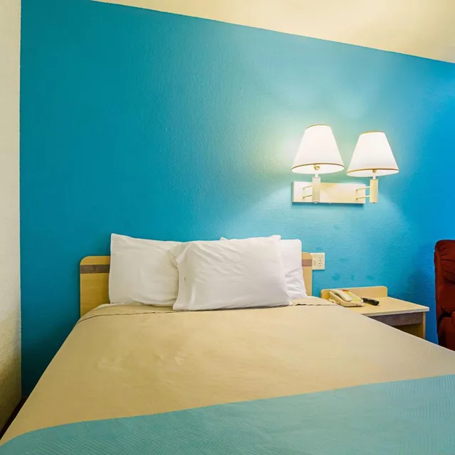 غرفة بسرير كوين، Motel6 Mitchell, SD 8/10