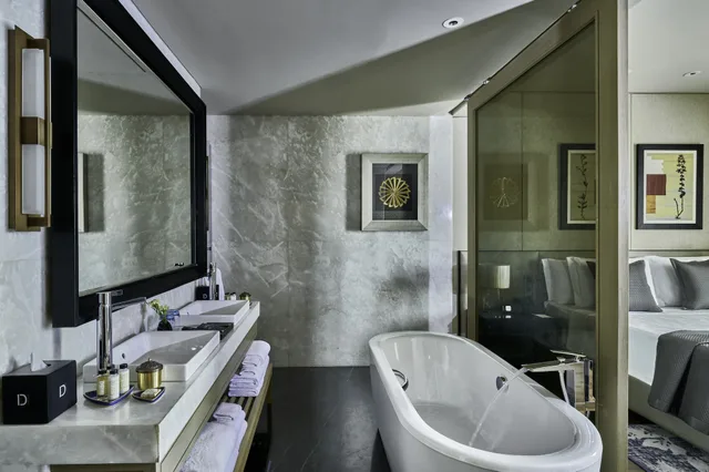 Club, Double Bed, Den، The Den Bengaluru, LXR Hotels & Resorts 10/10