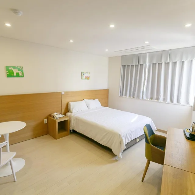 غرفة بسرير مزدوج، BK HOTEL JEJU 7/10