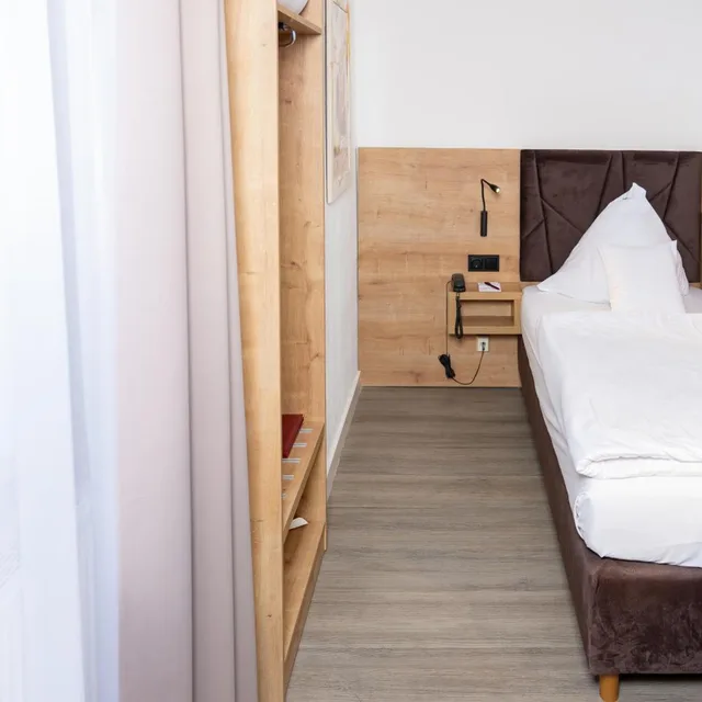 غرفة مفردة صغيرة، Hotel Alpha 3/6