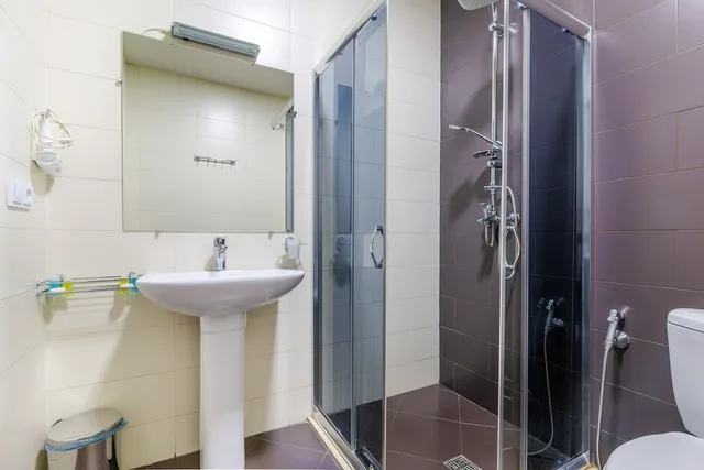 Comfort, Double Bed, City View, French Balcony، HOTEL MARLYN 5/7