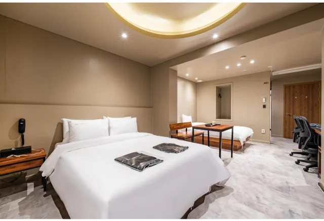 Deluxe, Twin Beds, Rosenheim Hotel 1/1