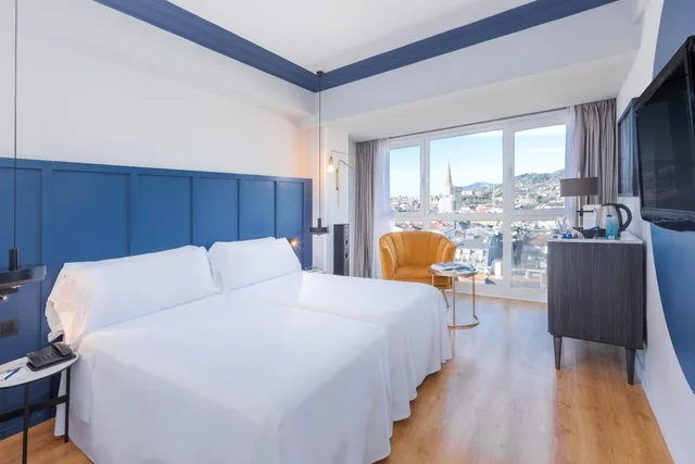 غرفة بريميوم بسريرين منفصلين، Hotel San Sebastian Orly, Affiliated by Melia 2/6