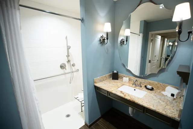 غرفة بسرير كينج وسرير بطابقين لذوي الإعاقة، Dollywood S Dreammore Resort And Spa 5/7