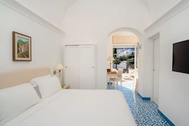 Room, Triple, 3 Beds, Garden View, Hotel Syrene Capri 1/3