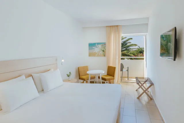 غرفة بسريرين منفصلين، Nissi Park Hotel 1/5