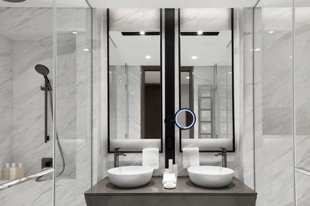غرفة بسرير كينج بإطلالة على البحر، JW Marriott Hotel Istanbul Marmara Sea 5/5